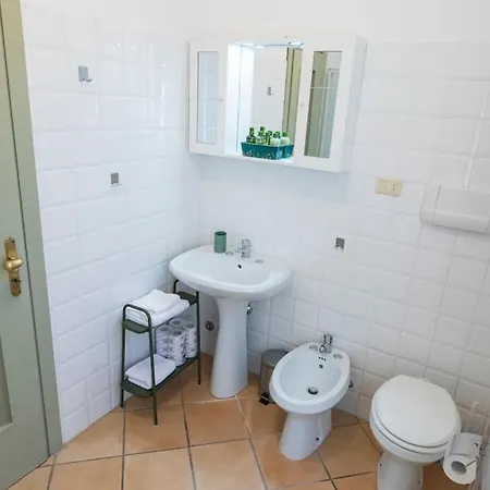 Vaccaj Cultura Musica E Mare A By Yohome Apartament Pesaro