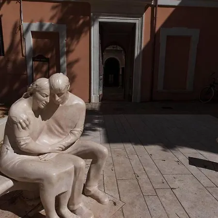 Vaccaj Cultura Musica E Mare A By Yohome Apartment *