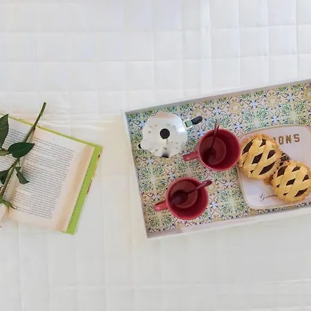 Apartment Vaccaj Cultura Musica E Mare A By Yohome *