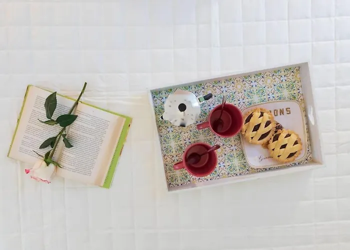 Apartment Vaccaj Cultura Musica E Mare A By Yohome *